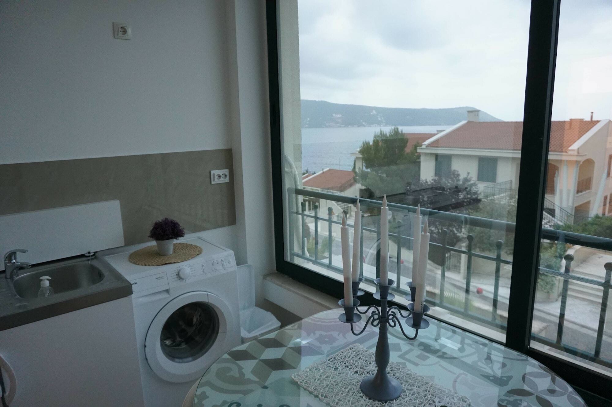 Sole Mio Apartment & Wellness Herceg Novi Exterior photo